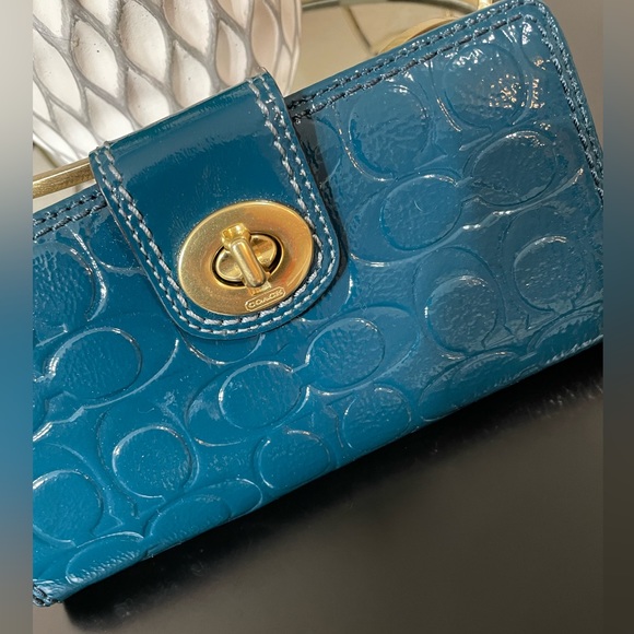 Coach Wallet - Picture 2 of 8